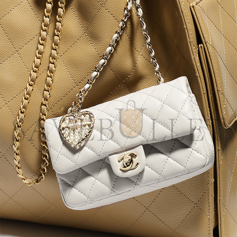 Ch*el classic mini bag with hook ap4760 (12*8*5cm)